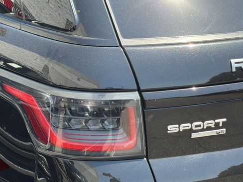 Used 2019 Land Rover Range Rover Sport SE AWD/4WD image 12