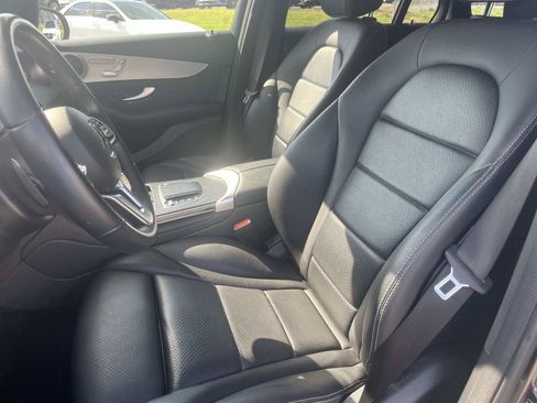Certified 2022 Mercedes-Benz GLC 300 image 26