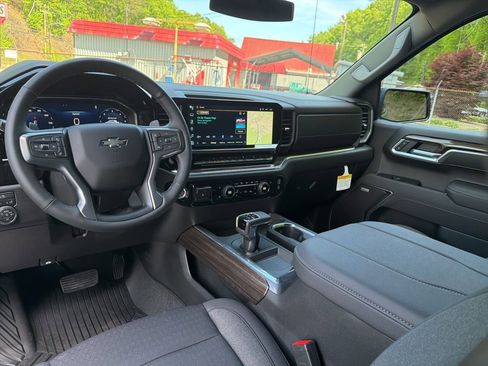 New 2026 Chevrolet Silverado 1500 RST AWD/4WD image 15