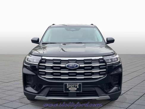 New 2026 Ford Explorer Active AWD/4WD image 2