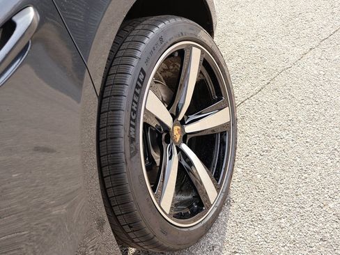 New 2026 Porsche Macan image 36