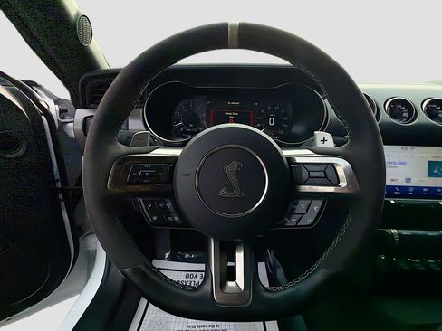 Used 2022 Ford Mustang Shelby GT500 w/ Technology Package image 37