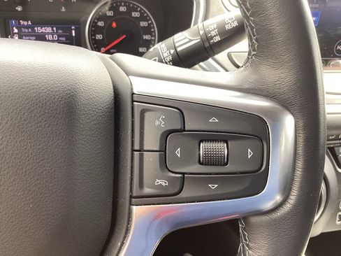 Used 2019 Chevrolet Blazer LT image 38