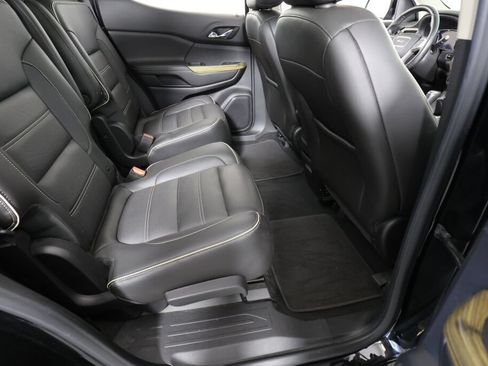 Used 2019 GMC Acadia Denali w/ Technology Package AWD/4WD image 23