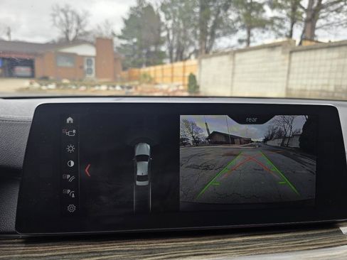 Used 2018 BMW M550i xDrive w/ Driving Assistance Package image 23