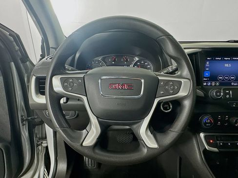 Used 2022 GMC Terrain SLE w/ Driver Convenience Package FWD image 11