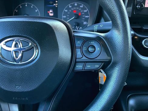 Used 2024 Toyota Corolla LE image 23