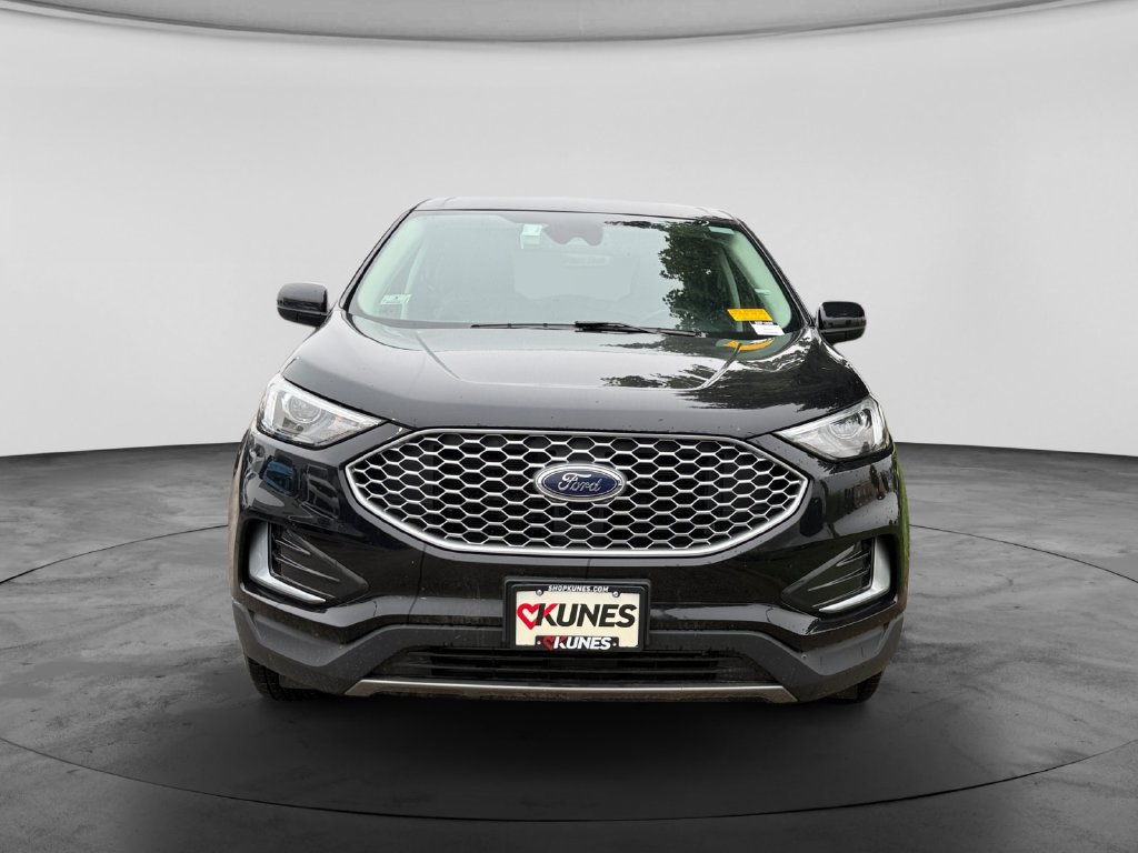 Used 2024 Ford Edge SEL AWD/4WD image 3