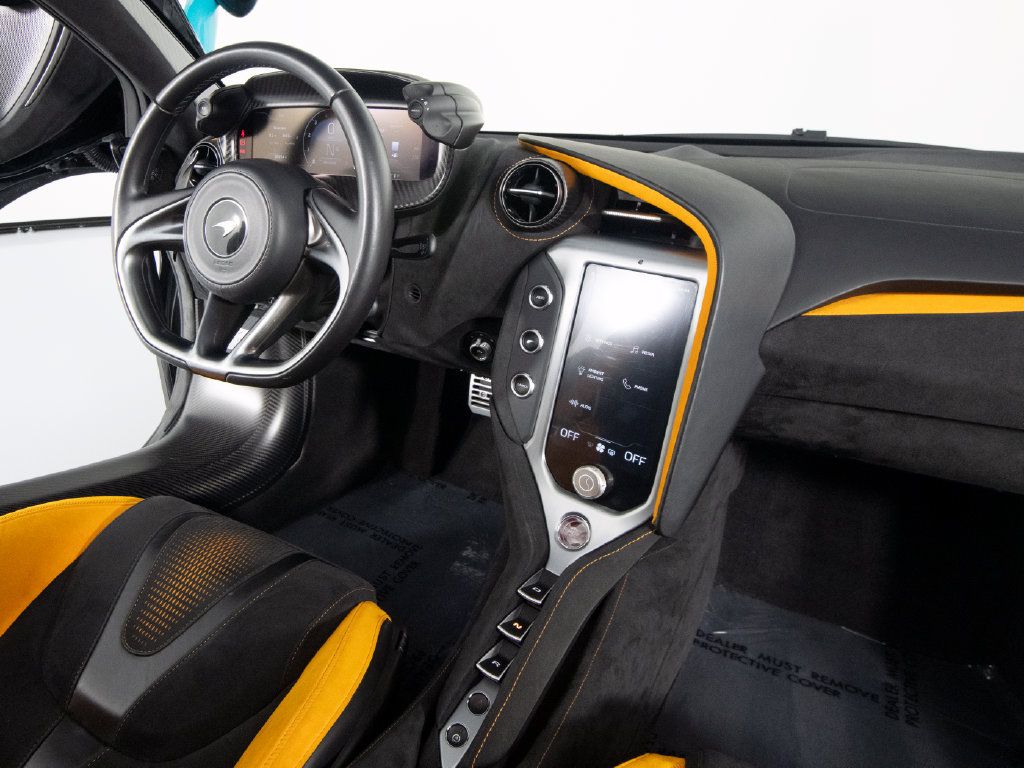 Used 2024 McLaren 750S Spider RWD image 33