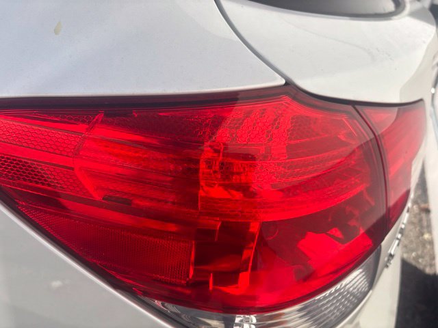 Used 2014 Subaru Outback 2.5i Limited w/ Moonroof Package AWD/4WD image 6