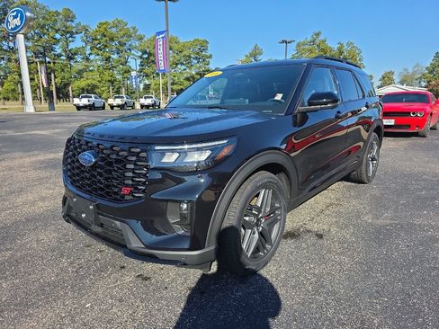 New 2026 Ford Explorer ST AWD/4WD image 4