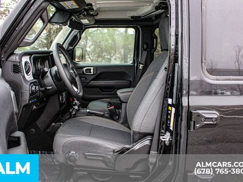 Used 2025 Jeep Wrangler Unlimited Sahara w/ Safety Group image 16