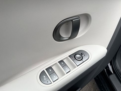 New 2026 Hyundai Ioniq 5 SEL image 14