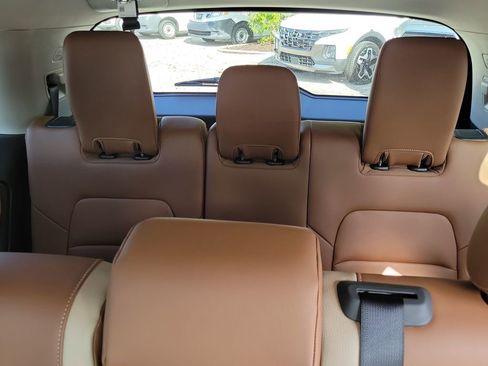 New 2026 Nissan Pathfinder Platinum image 14