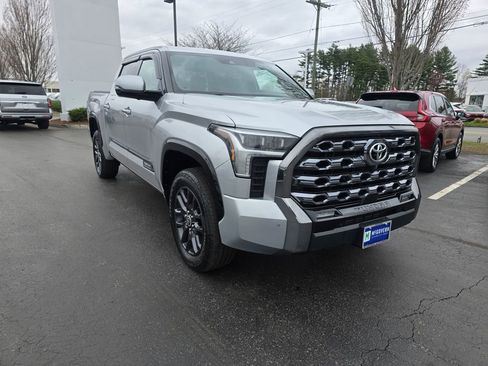 Used 2023 Toyota Tundra Platinum AWD/4WD image 11