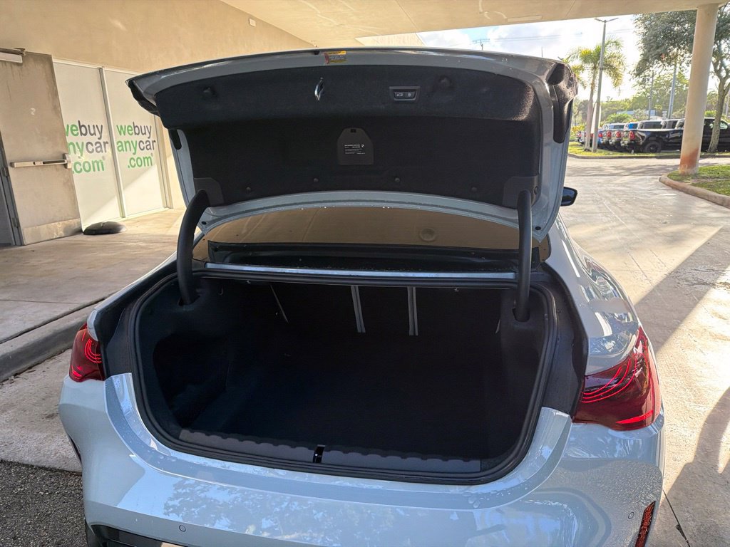 Used 2025 BMW M4 Competition RWD image 35