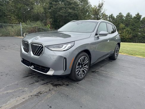 New 2025 BMW X3 xDrive30i w/ Premium Package image 1