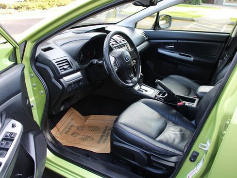 Used 2014 Subaru Crosstrek Touring image 5