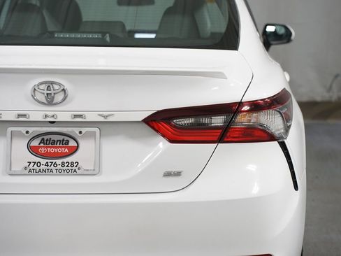 Used 2023 Toyota Camry SE FWD image 10
