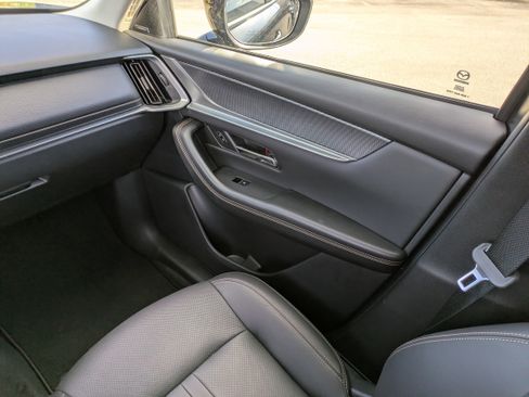 Used 2025 MAZDA CX-70 Plug-In Hybrid w/ Premium Pkg image 20