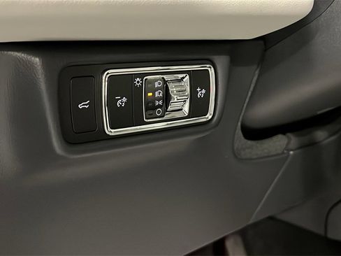 Used 2025 Lincoln Aviator Reserve w/ Illumination Package image 14