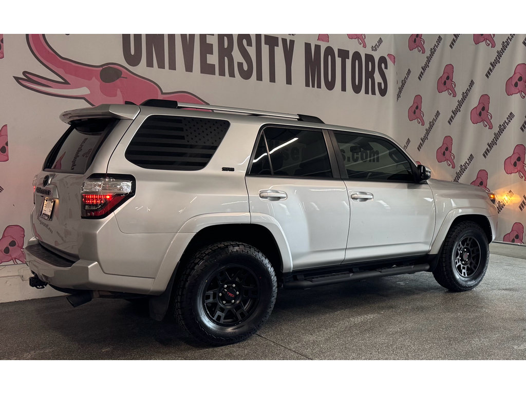 Used 2023 Toyota 4Runner SR5 Premium w/ Moonroof Package RWD image 10