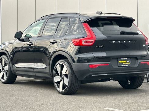 Used 2023 Volvo XC40 Recharge Ultimate w/ Protection Package Premier image 3