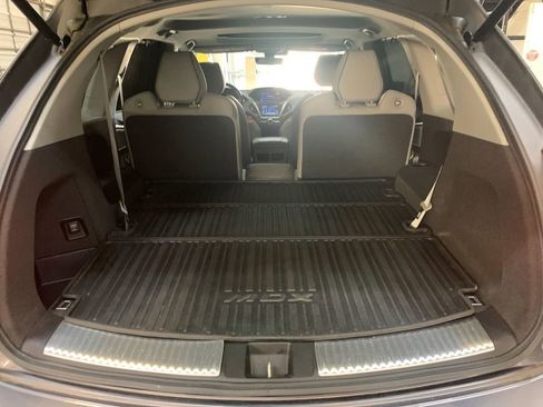 Used 2017 Acura MDX SH-AWD w/ Advance Package image 18