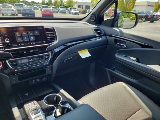 Certified 2024 Honda Ridgeline Black Edition image 11