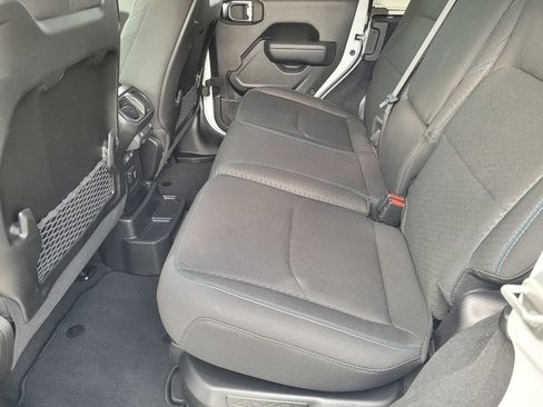 Used 2025 Jeep Wrangler Unlimited Rubicon 4xe w/ Safety Group image 10