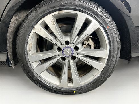 Used 2014 Mercedes-Benz E 350 Sedan image 11