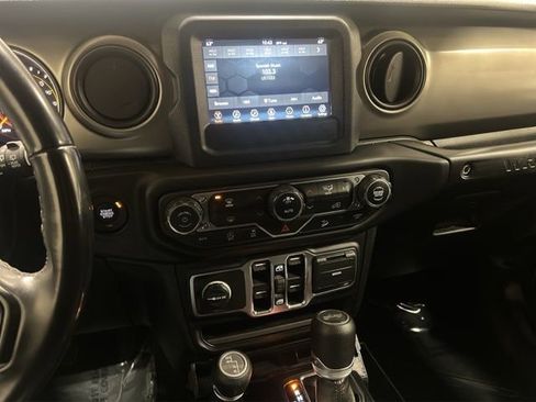 Used 2020 Jeep Wrangler Unlimited Sport S image 16