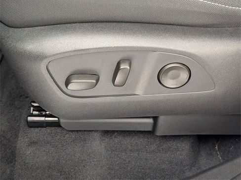 Certified 2024 Chevrolet Traverse LT image 27