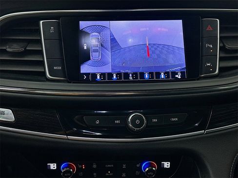 Used 2021 Buick Enclave Avenir w/ Avenir Technology Package image 14