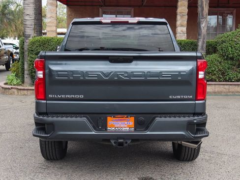 Used 2020 Chevrolet Silverado 1500 Custom w/ Custom Value Package AWD/4WD image 7
