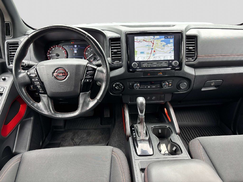 Certified 2022 Nissan Frontier PRO-4X w/ Technology Package AWD/4WD image 11