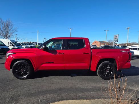 Used 2023 Toyota Tundra SR5 image 8