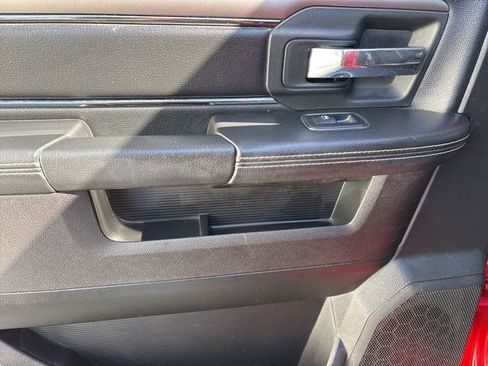 Used 2018 RAM 1500 Sport image 32