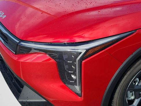 New 2025 Kia K4 FWD image 10