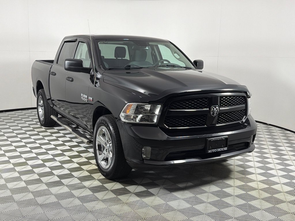 Used 2016 RAM 1500 Express w/ Popular Equipment Group AWD/4WD image 3