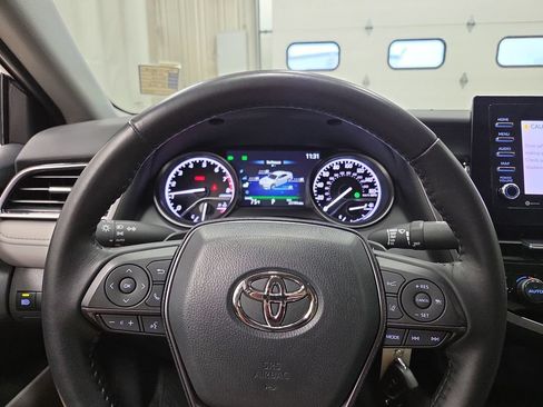 Used 2023 Toyota Camry SE AWD/4WD image 21