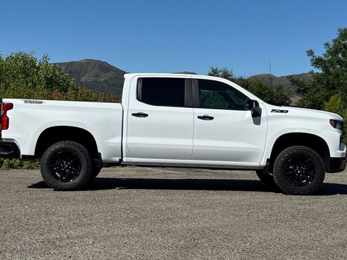 New 2026 Chevrolet Silverado 1500 LT Trail Boss w/ LT Trail Boss Premium Package AWD/4WD image 3
