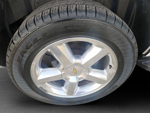 Used 2011 Chevrolet Tahoe LT w/ Texas Edition RWD image 33