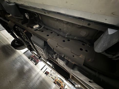 Used 2024 Chevrolet Silverado 3500 LTZ w/ LTZ Convenience Package image 40