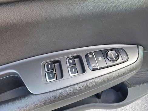 Used 2016 Kia Optima LX image 16