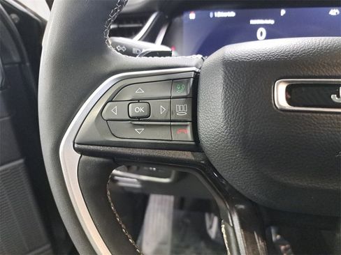 Certified 2023 Jeep Grand Cherokee L Laredo image 20