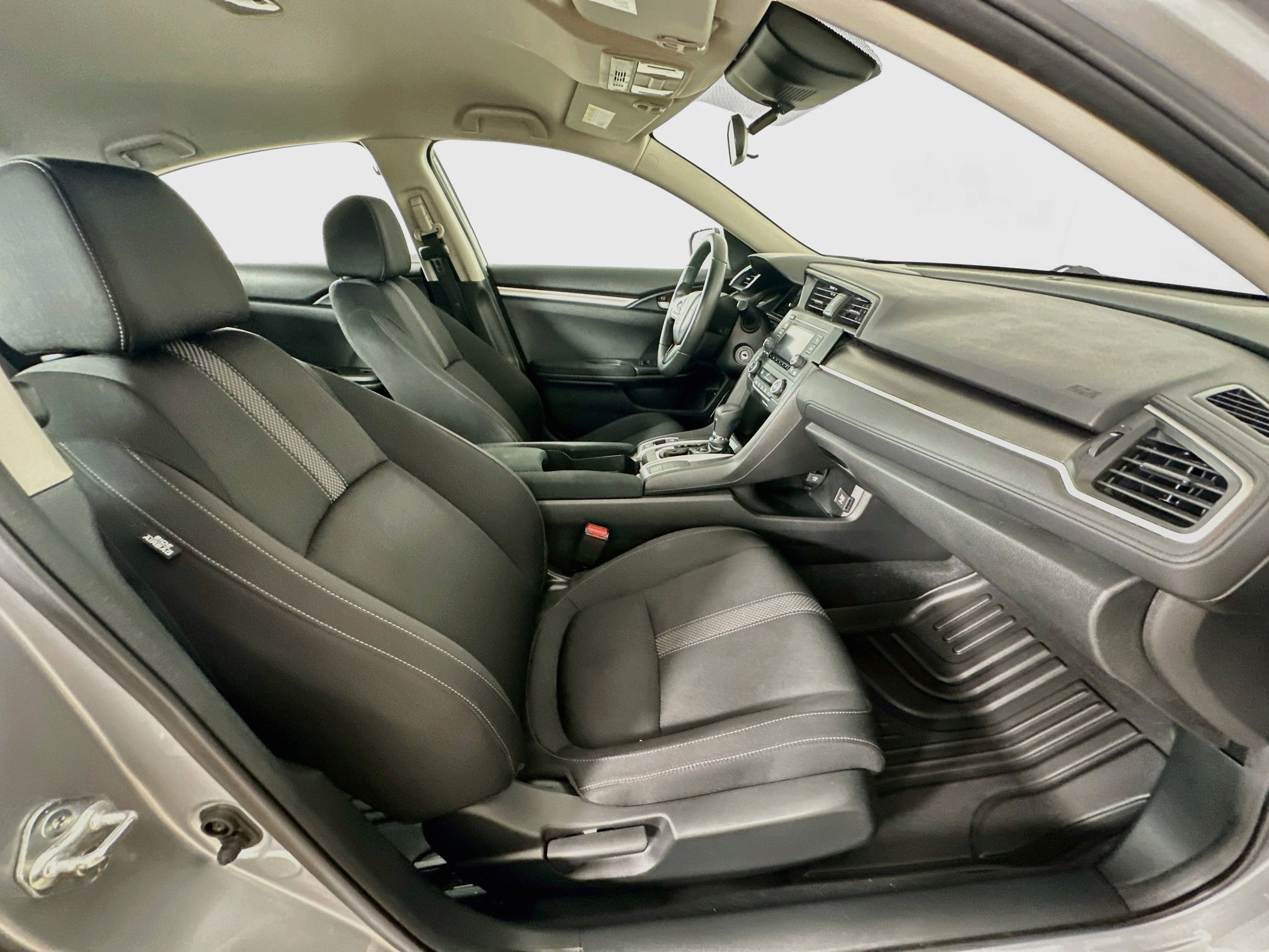 Used 2021 Honda Civic LX image 29