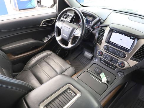 Used 2019 GMC Yukon XL Denali w/ Open Road Package AWD/4WD image 15