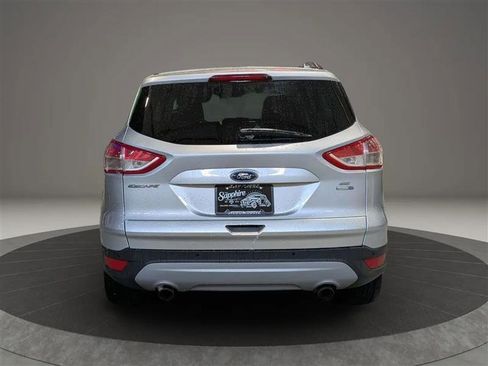 Used 2014 Ford Escape SE w/ Equipment Group 201A image 4