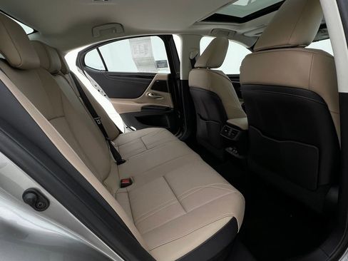 Used 2021 Lexus ES 300h w/ Luxury Package image 14